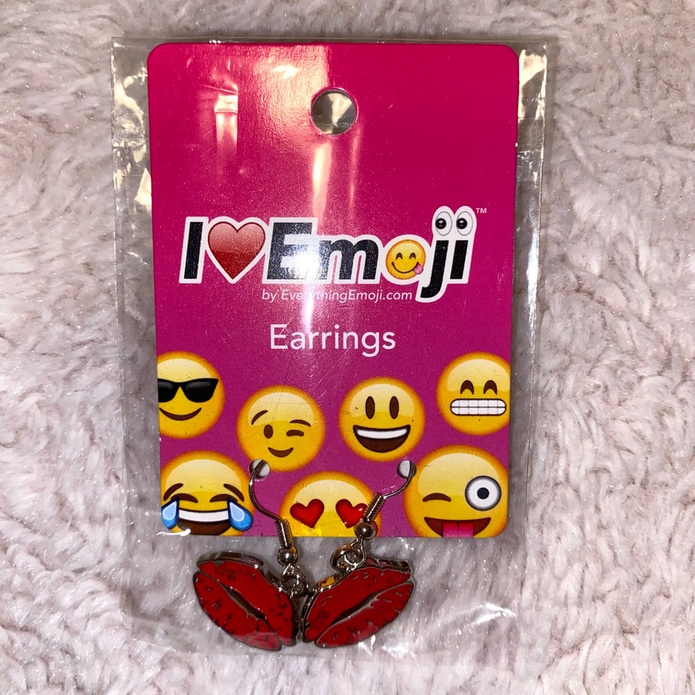 NEW‼️ I❤️Emoji😋 ‘Lips’ Earrings
